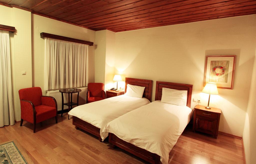 Hotel Papanastasiou Eláti 객실 사진